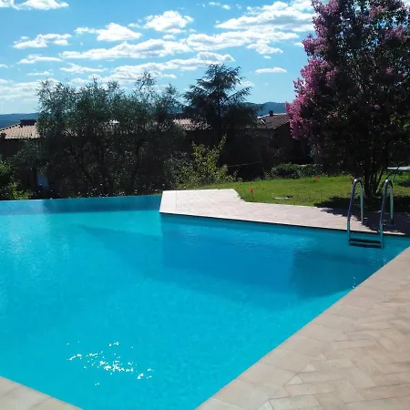 Abbraccio Apartment *